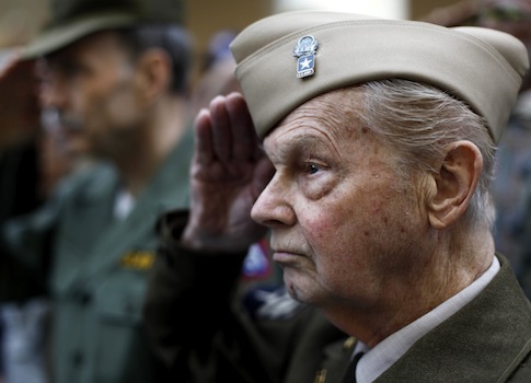 Military retirees face loses in budget deal