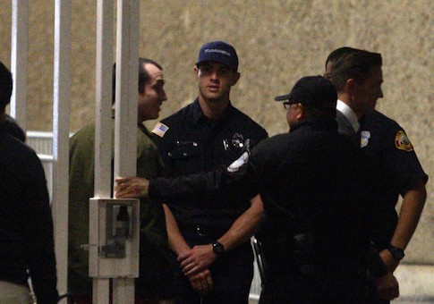 Former U.S. Marine Andrew Tahmooressi talks to U.S. immigration offices at the San Ysidro border crossing