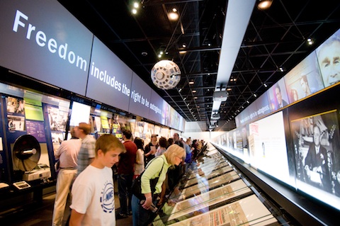 News Corporation News History Gallery / Sam Kittner / Newseum