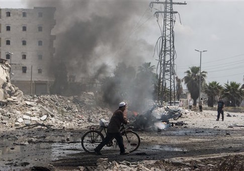 Barrel bomb attack by regime forces on "Jasr al-Haj" neighbourhood of Aleppo caused the deaths of 60 people on May 12, 2015