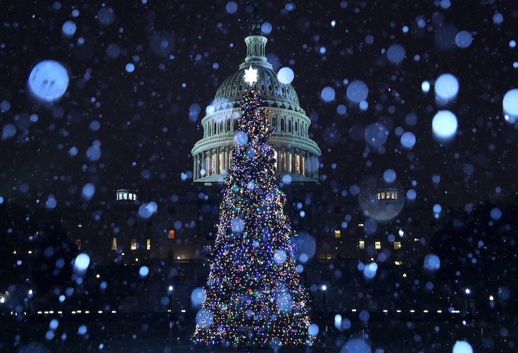 A Wintry Mix Of Sleet And Snow Falls On Washington