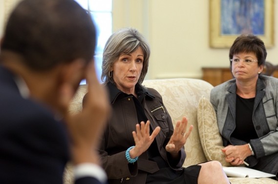 Obama, Clinton Crony Heads to Bloomberg
