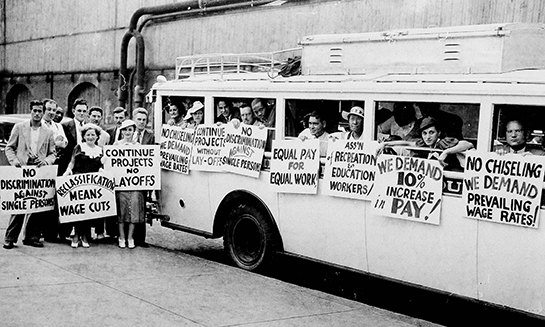 Obama Crosses Picket Line