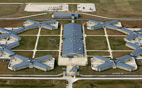 9/11 Families Say Obama Set to Bring Gitmo to U.S. Soil