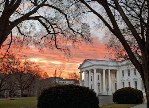 White House Welcomes Wall Street Donors