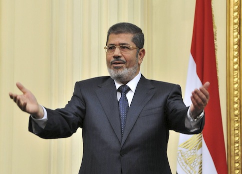 Top Morsi Legal Adviser Resigns, Sharply Criticizes Brotherhood