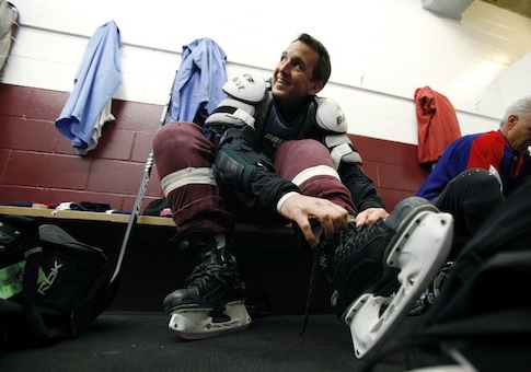 TPaw: Drop the Puck