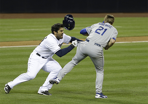 Zack Greinke's Broken Collarbone: Meh