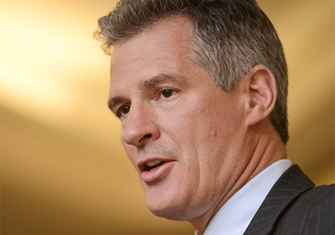 Scott Brown in Striking Distance of Jeanne Shaheen