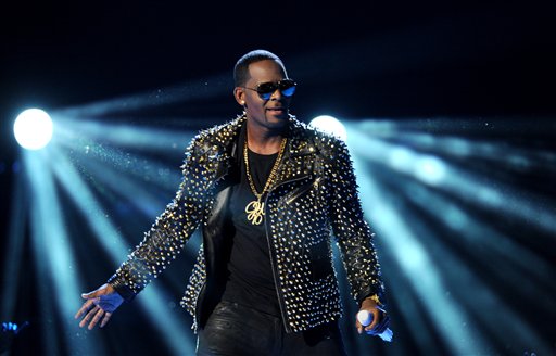 Three Best Bars From R. Kelly's 'My Story'