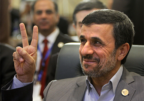 Ahmadinejad Claims to Leave $100B in Foreign Currency Reserves
