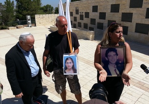 Israeli Victims of Terror Protest Release of Palestinian Terrorists