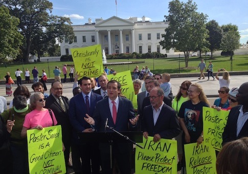 Congressmen Join Prayer Vigil for Imprisoned American Pastor in Iran