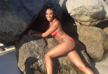 Titans Cheerleader Jessica Is Smarter than You (Photos)