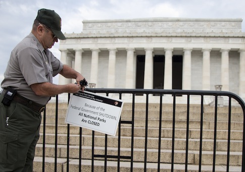 Nearly Half of Government Employees Say Favoritism, Political Coercion Tolerated