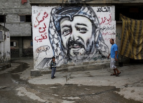 Palestinians, Arafat Widow Paid for Tests Claiming to Find PA Leader Was Poisoned