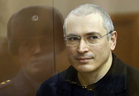Putin Critic Khodorkovsky Free After Pardon, Heads for Germany