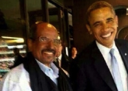 Obama Poses with Controversial Separatist Leader