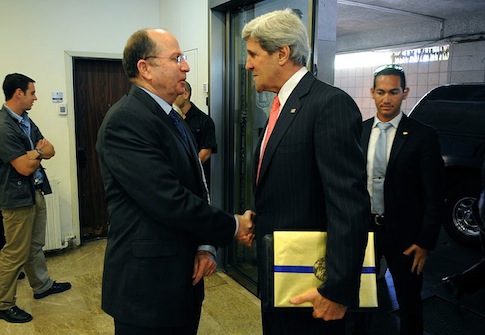 Report: Israeli Defense Minister Criticizes John Kerry, Peace Talks
