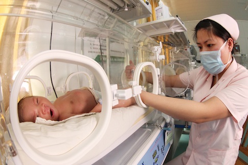 Chinese Doctor Found Guilty of Abducting and Selling Infants