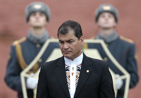 Ecuadorian Journalist: Police Stole Docs Involving Government Corruption