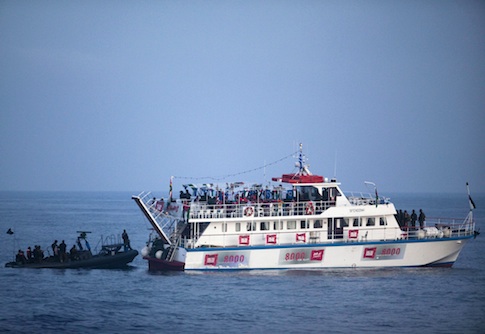 No Violence As Israel Blocks Activists from Breaking Through Naval Blockade of Gaza Strip