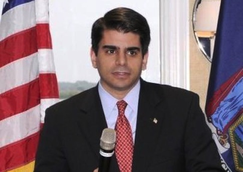 Republican Candidate for NY Seat Tied to Major Democratic Donors