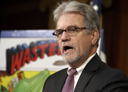 Congress Turns Spotlight to Government Waste