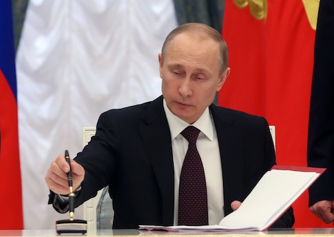 Russia Expert: Putin's Vulgar Anti-American Propaganda Worse Than Cold War Era