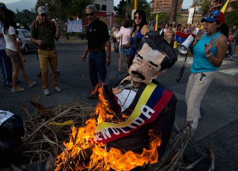 Protesters Burn Effigies of Venezuela President Nicolas Maduro