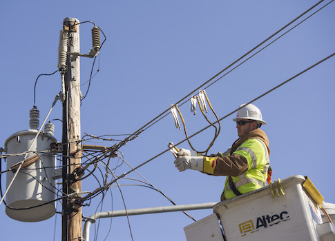 Hearing: Electric Grid Vulnerable to EMP