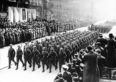 Victor Davis Hanson Warns of Isolationist Sentiment