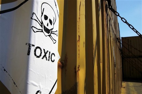 U.S. Intel Officials Suspect Assad Retained Chemical Weapons