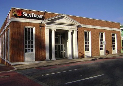 SunTrust Bank Submits to Obama Administration