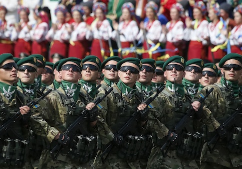 Ukraine Says Video Shows Russian Soldiers Detained in East Ukraine