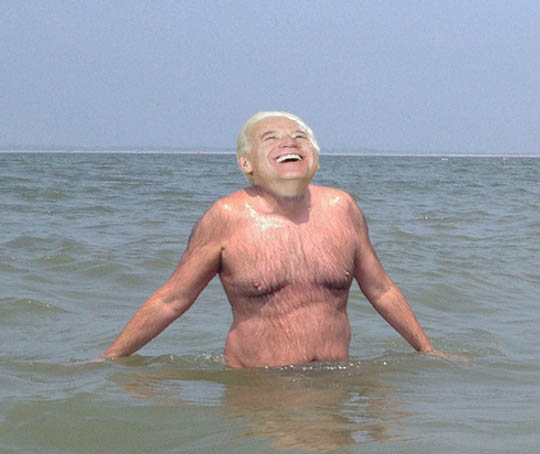 2016 Frontrunner Has Nude Swimming Fetish