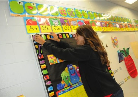 This New York Times Columnist Says Teacher Tenure Is Failing Our Kids