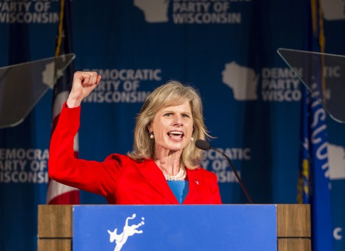 Scott Walker's Opponent Uses Self Help Note in Interview