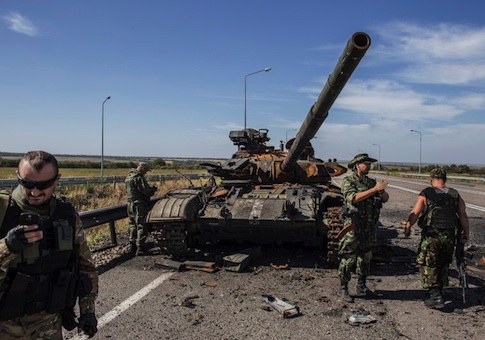 Fresh Shelling in Ukraine's Donetsk Puts Ceasefire Under More Strain
