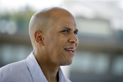Cory Booker Brings Israel Critic, Muslim Brotherhood Defender to SOTU