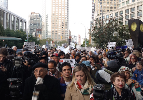 Pro-Israel Protesters Disrupt Anti-Semitic Met Opera