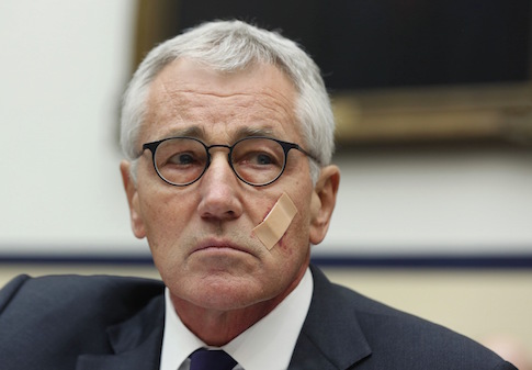 Hagel Says Air War Against Islamic State Will Intensify
