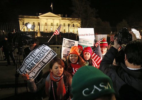 White House Points to Decades-old Data on Immigration Benefits