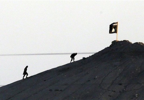 Israeli Lookouts Scanning Syrian Landscape for Islamic State Flag