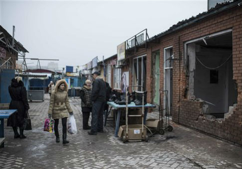 Obama Won’t Arm Ukrainian Military as Putin Seizes Ground