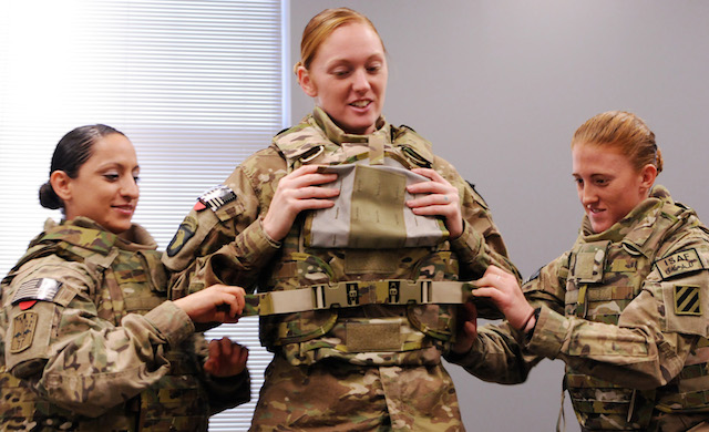 Army Ranger School to Introduce Female 'Observers' Who Haven't Met Standards