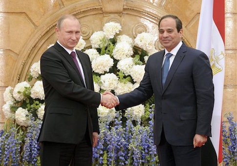 Egypt, Russia Ink Deal to Build Nuke Reactors