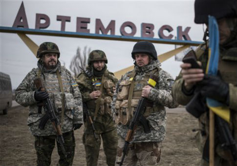 More Than 6,000 Dead in Ukraine