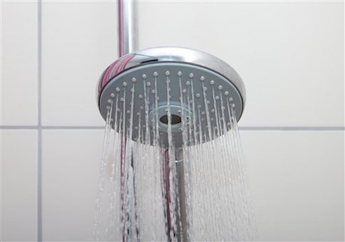 EPA Wants to Monitor How Long Hotel Guests Spend in the Shower