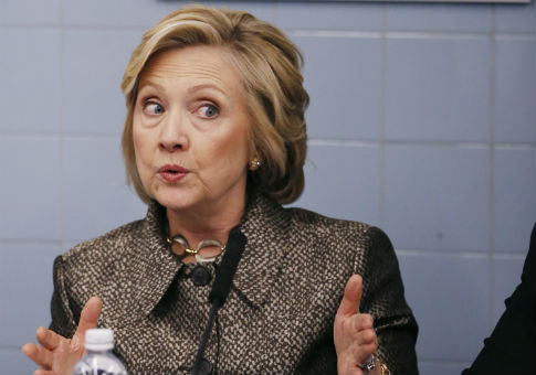 Hillary Clinton Trailing Republicans in Battleground States